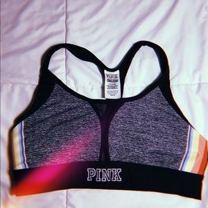 PINK Ultimate Unlined sports bra